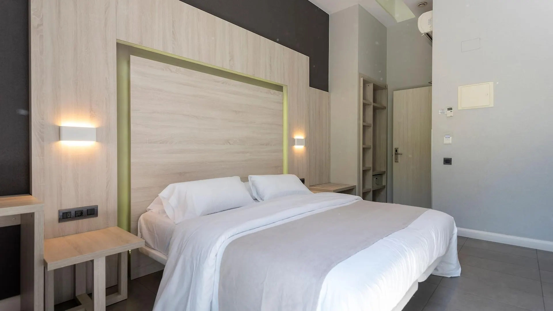 Plaza Goya Rooms Barcelona