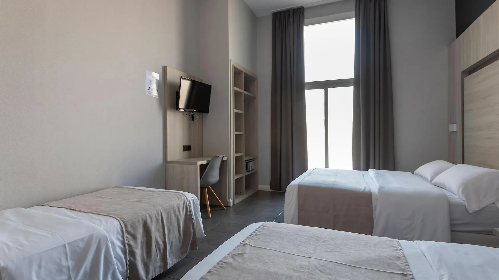 Plaza Goya Rooms Barcelona