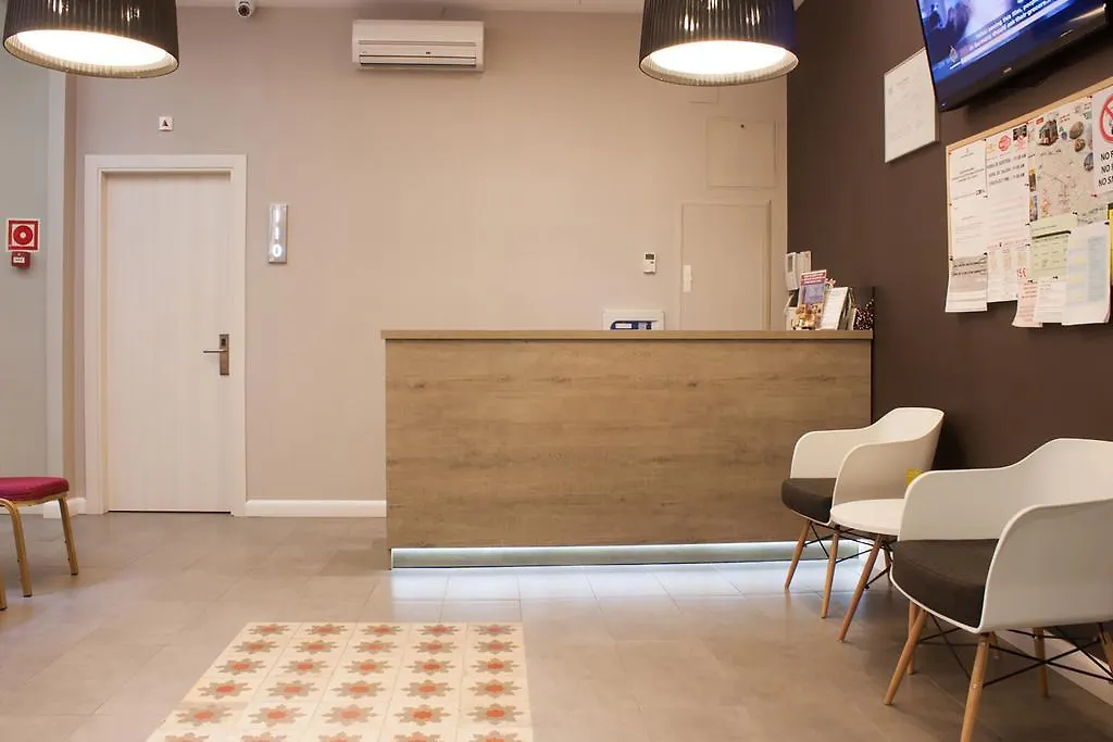 Plaza Goya Rooms Barcelona 2*,